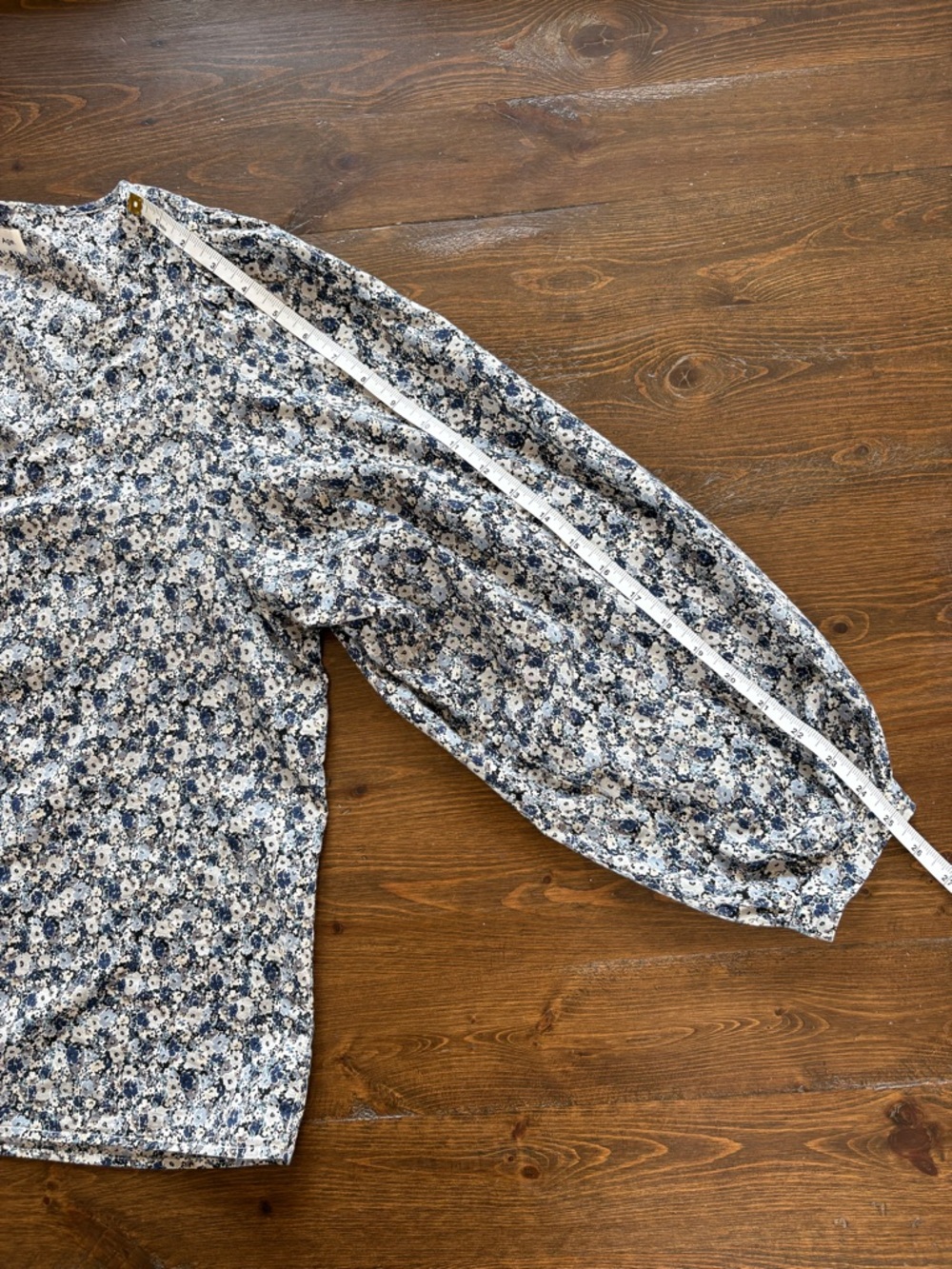 A Bronze Age Aayla Blouse Size M - Picture 9 of 11
